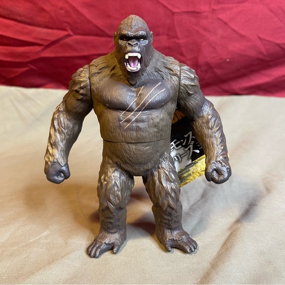 Bandai Monster Series Monsterverse Godzilla VS Kong 2021 King Kong Figurine - Picture 1 of 8
